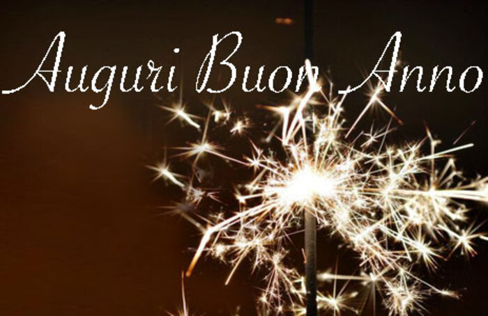 Buon Anno biglietti di auguri da condividere su Facebook